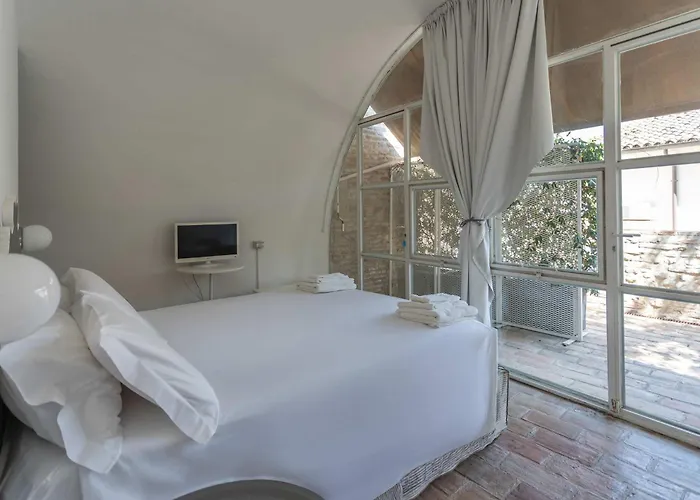 Villa Le Contrade - Rifugio Nel Borgo Storico SantʼArcangelo di Romagna